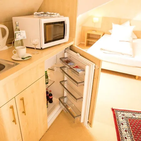 Hotel Airhotel Royal 4*