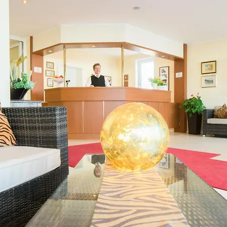 호텔 Airhotel Royal