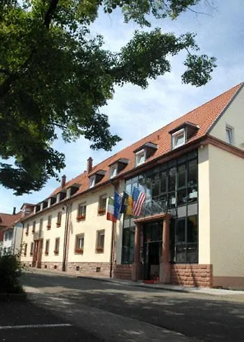 Airhotel Royal מלון לנדסטול